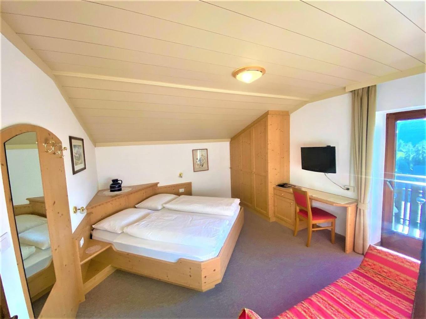 Haus Ploner Lejlighed Castelrotto Eksteriør billede